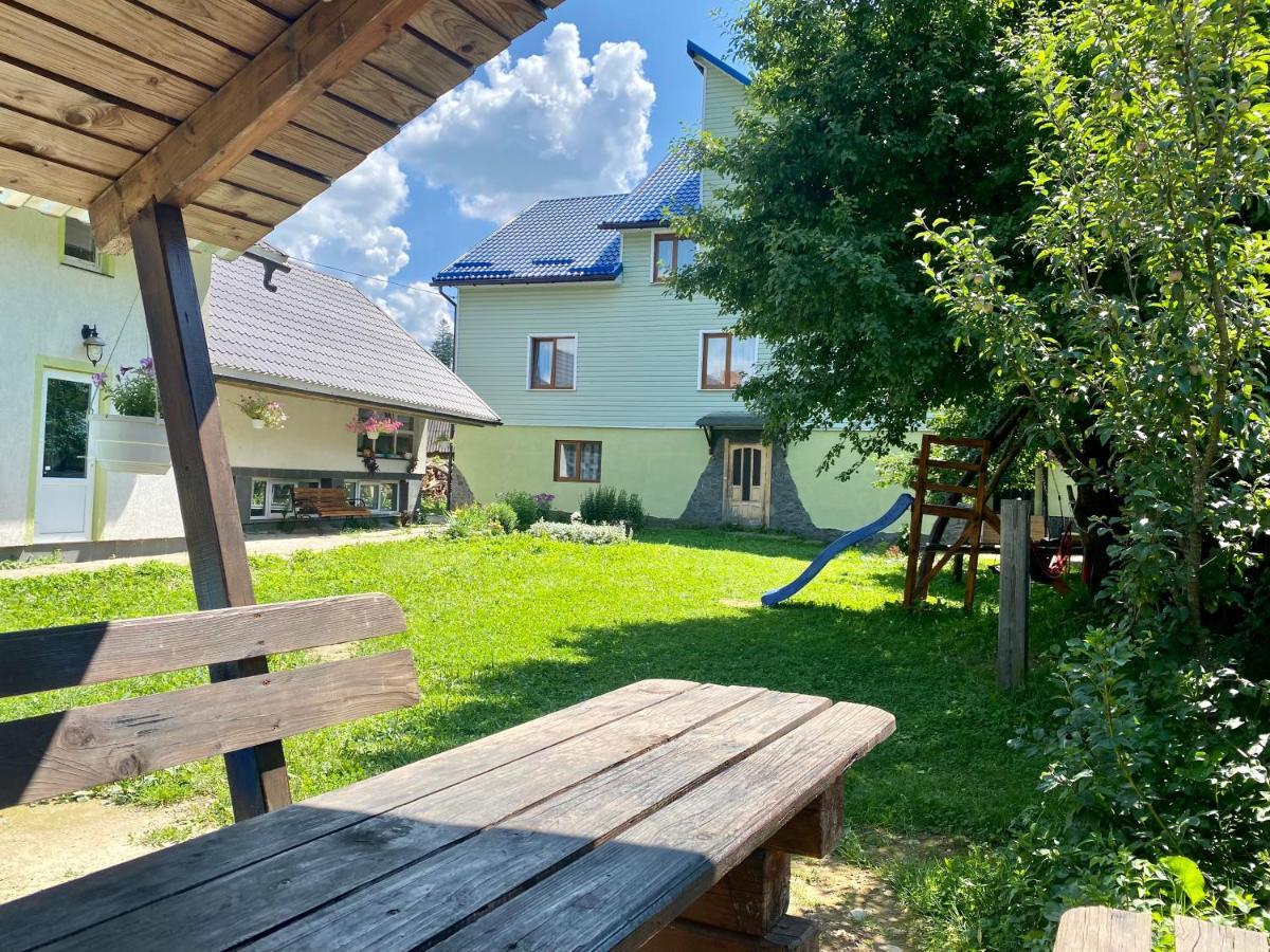 Hotel Medova Hata Verkhnyaya Rozhanka Exterior foto