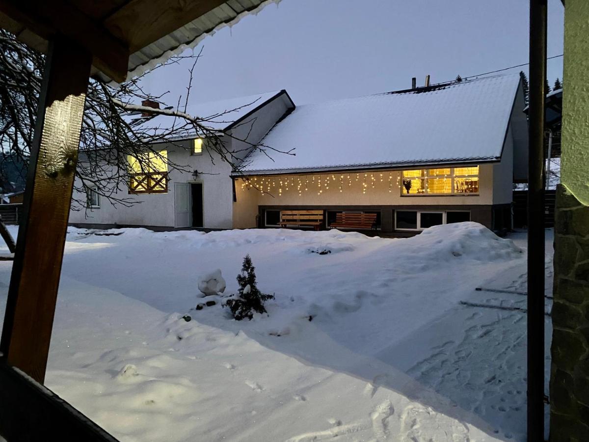 Hotel Medova Hata Verkhnyaya Rozhanka Exterior foto